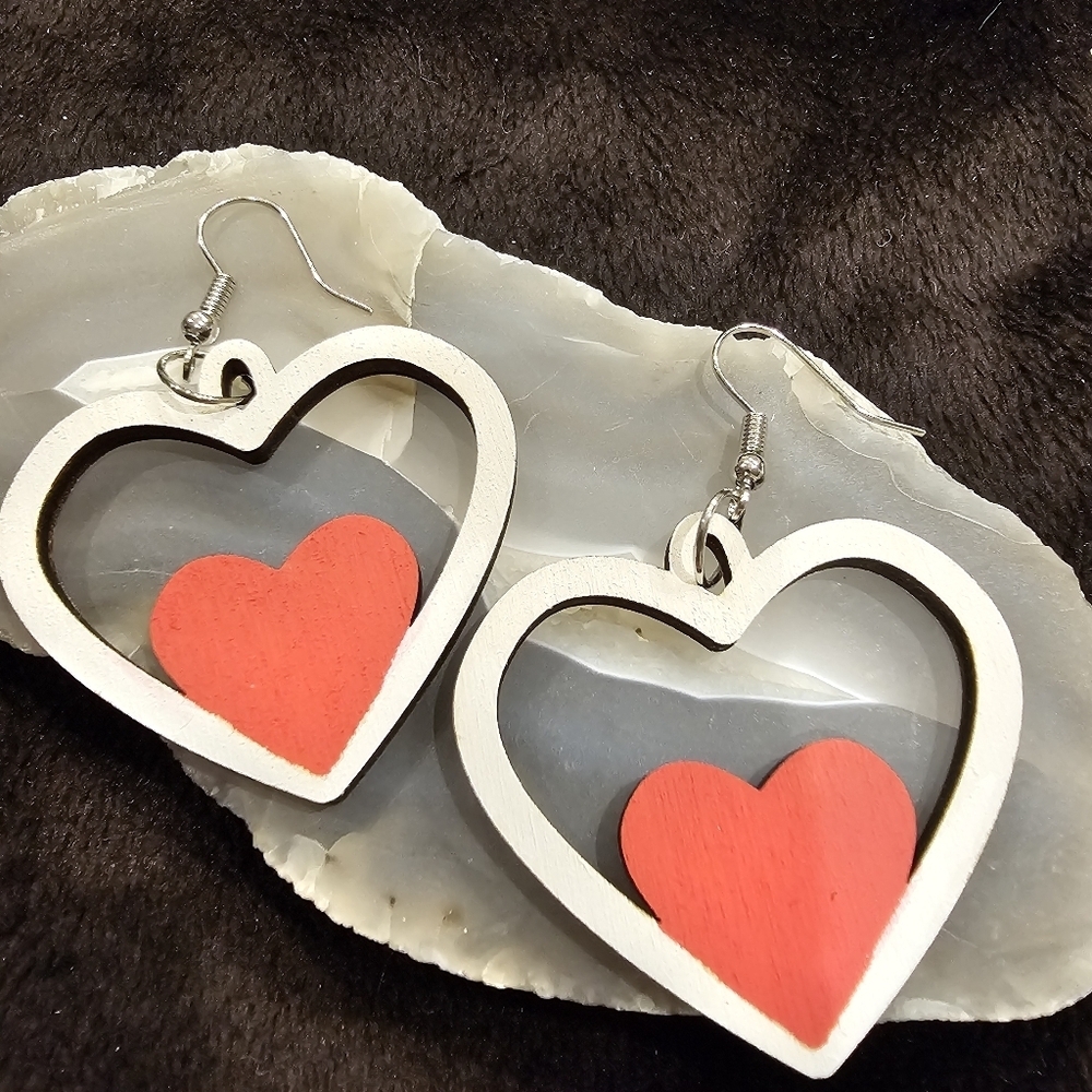 💥4 for $25💥 Laser-cut Heart Shaped Earrings